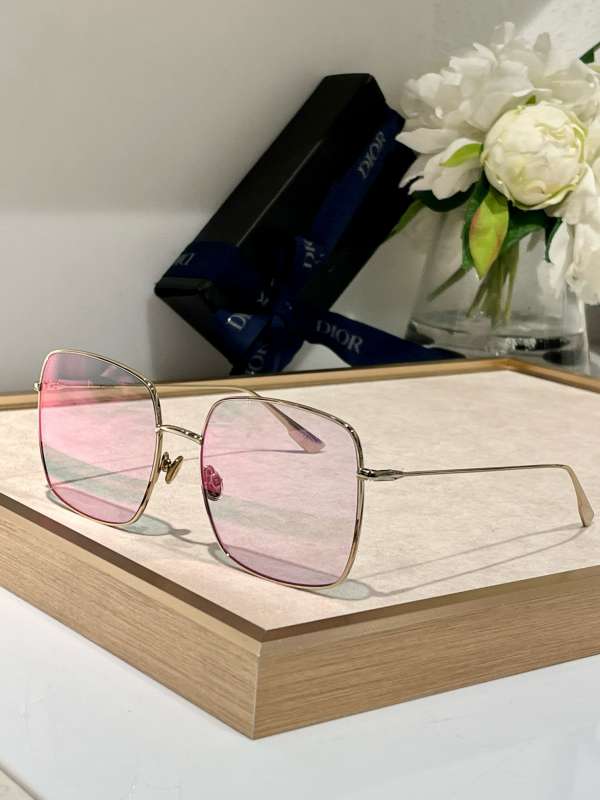 Picture of Dior Sunglasses _SKUfw55708441fw